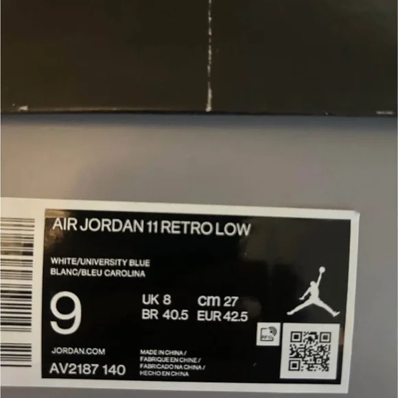 Jordan 11 retro low cement grey
